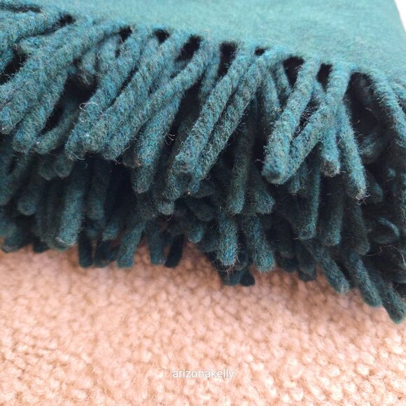 NWOT Green Wool Wrap Edinburgh Tartan Shop - Picture 10 of 12